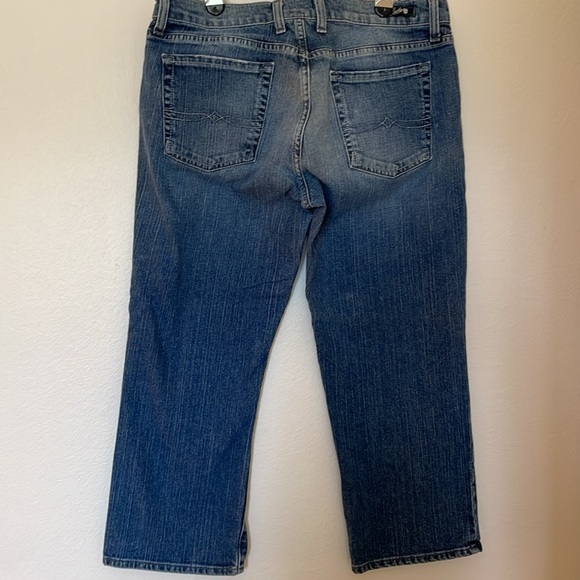 Lucky Brand Cropped Jeans - Picture 2 of 6